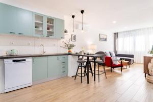 Center apartment PIA OMIŠ