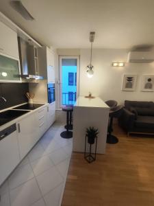 Beach Pearl Apartment