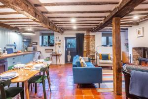 The Plough Wheel by Big Skies Cottages