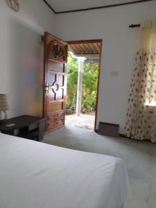 Aruna Villa