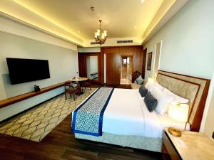 Gift City Club, a member of Radisson Individuals