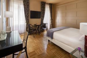 Deluxe Double Room room in Firenze Number Nine Wellness Hotel