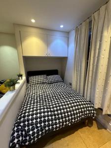 Comfortable flat near Portobello Rd