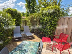 Appartements Gite Villa Elisaia location de meubles de tourisme chez l'habitant : photos des chambres