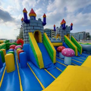 Londra - Endless Summer Mamaia Nord Apartaments