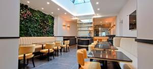 Hotels Hotel Majestic : photos des chambres