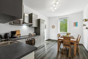 Elegant & Bright ~ Near Schalke 04 ~ Office ~ Free Parking!