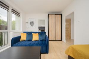 Bright Studio for 4 People in Warsaw by Renters