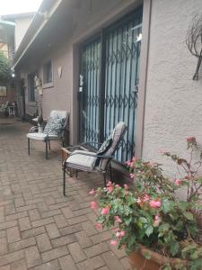 The right place : Ideal for the smart business person. 25km to DBN.