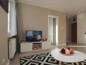 K2182 New Cristal Grand-Tourist