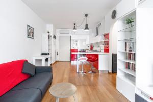 Portuense 107 - Bright Flat