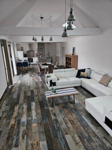 Les Bulles de Bonheur - Au Cœur du Vignoble Champenois