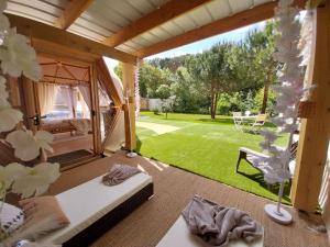 Tentes de luxe Le Clos FMR Insolite - Fanny : photos des chambres