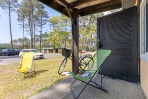 Chalets Bungalow 4 Pers Village Vacances : photos des chambres