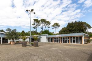 Chalets Bungalow 4 Pers Village Vacances : photos des chambres