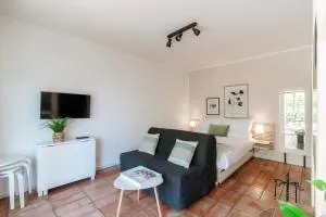 Sureggio 2 by Quokka 360 - Studio in Residence with pool - Dino