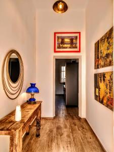 - SeaFront Deluxe Home- [Private Jacuzzi & Garden]