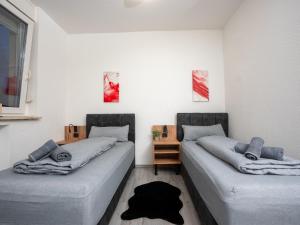Serviceroom24 - Apartment 3 in Recklinghausen WLAN - Smart-TV - 24-7 Check-in und Küche