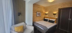 Deluxe Double Room with Extra Bed room in Walkowy Dwor