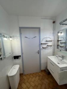 Appartement les Mésanges en rez de jardin -terrasse-2 chambres-parking