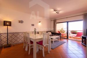 Sofia Beach Apartment by ACasaDasCasas