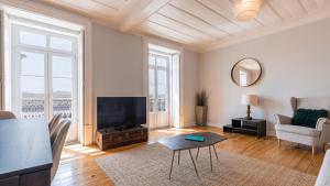 Sunny Belém Home by LovelyStay