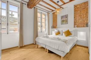 Monsieur Henri - Grand appt en plein centre ville