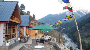 Parvati valley cottages & cafe