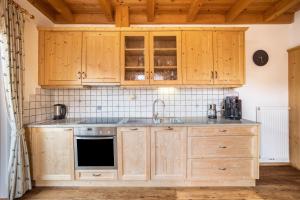 Stoffnerhof Apt Alpenrose