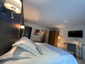 B&B / Chambres d'hotes Manoir des Eperviers : photos des chambres