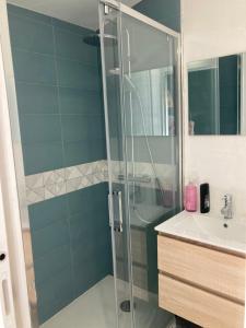 Appartements appartement centre historique Meze : photos des chambres