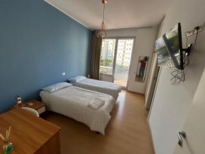 Camera Doppia con Letti Singoli con Bagno