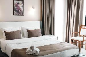 Double Room with Balcony and Sea View room in Hotel Kristal