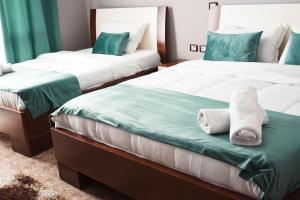 Triple Room with Balcony and Partial Sea View room in Hotel Kristal