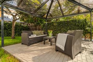 APT with sunny garden Prague by Michal&Friends