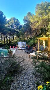 Villas Bastide en pierre dans le Luberon : photos des chambres