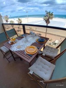 Studio vue mer, ascenseur, parking - 4NOUM11