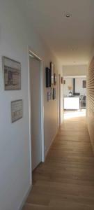 Maisons de vacances Maison a louer 80 em anniversaire du debarquement : Maison 1 Chambre