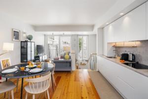 WHome Top Floor w Luxury Design Premium Location