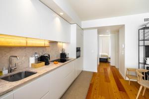 WHome Top Floor w Luxury Design Premium Location