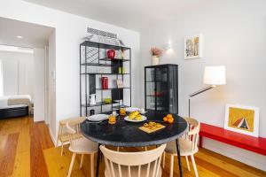 WHome Top Floor w Luxury Design Premium Location