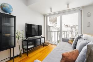 WHome Top Floor w Luxury Design Premium Location