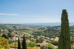 Casa Mar Blava con piscina comunitaria junto Barcelona Centro