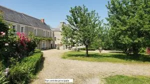 Nouveau! Propriété historique avec piscine, proche châteaux de la Loire et Futuroscope - Abilly-Sur-Claise