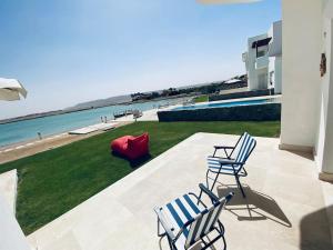 The Sandy Feet Sea Front