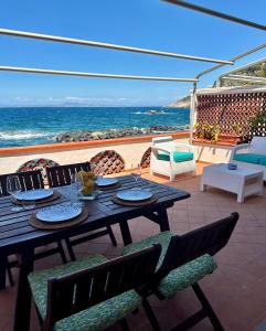 Raffaelas House - (San Montano)