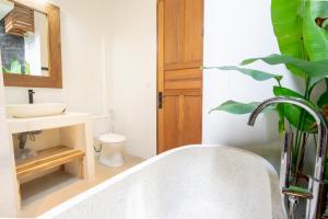 New 3Bed-3bath Villa Canggu