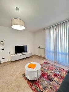 LA Home - Animal House