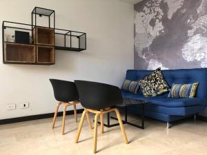 2004 El Poblado cute and cozy apartment