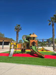 Campings MOBILHOME Lodge 3 chambres, 500m plage, camp 5 etoiles : photos des chambres